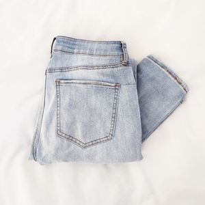 NWOT Ripped boyfriend jeans